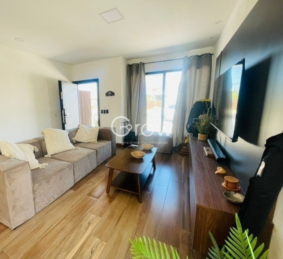 Casa ID.3760 - Moderna casa en Balneario Buenos Aires!