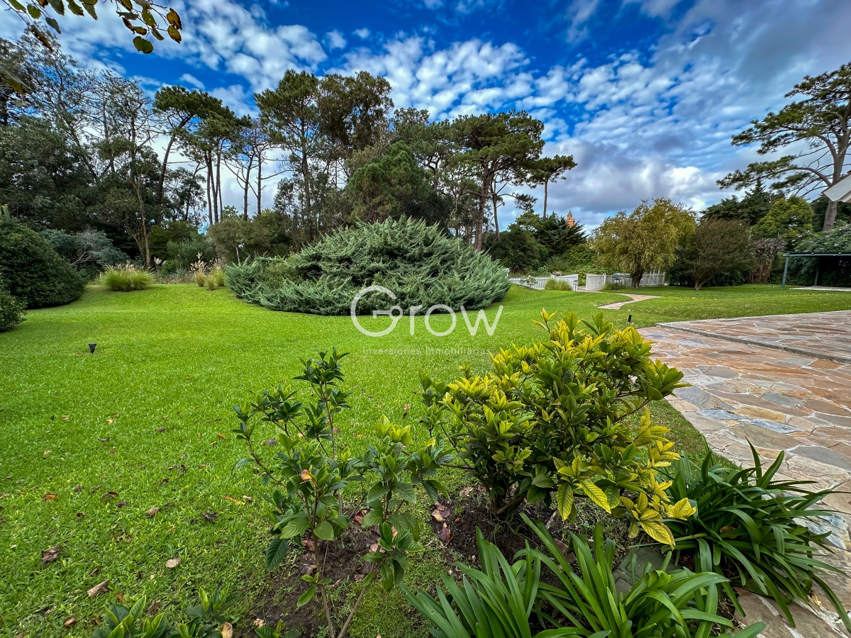 Casa ID.1491 - Hermosa casa a metros del mar en GOLF