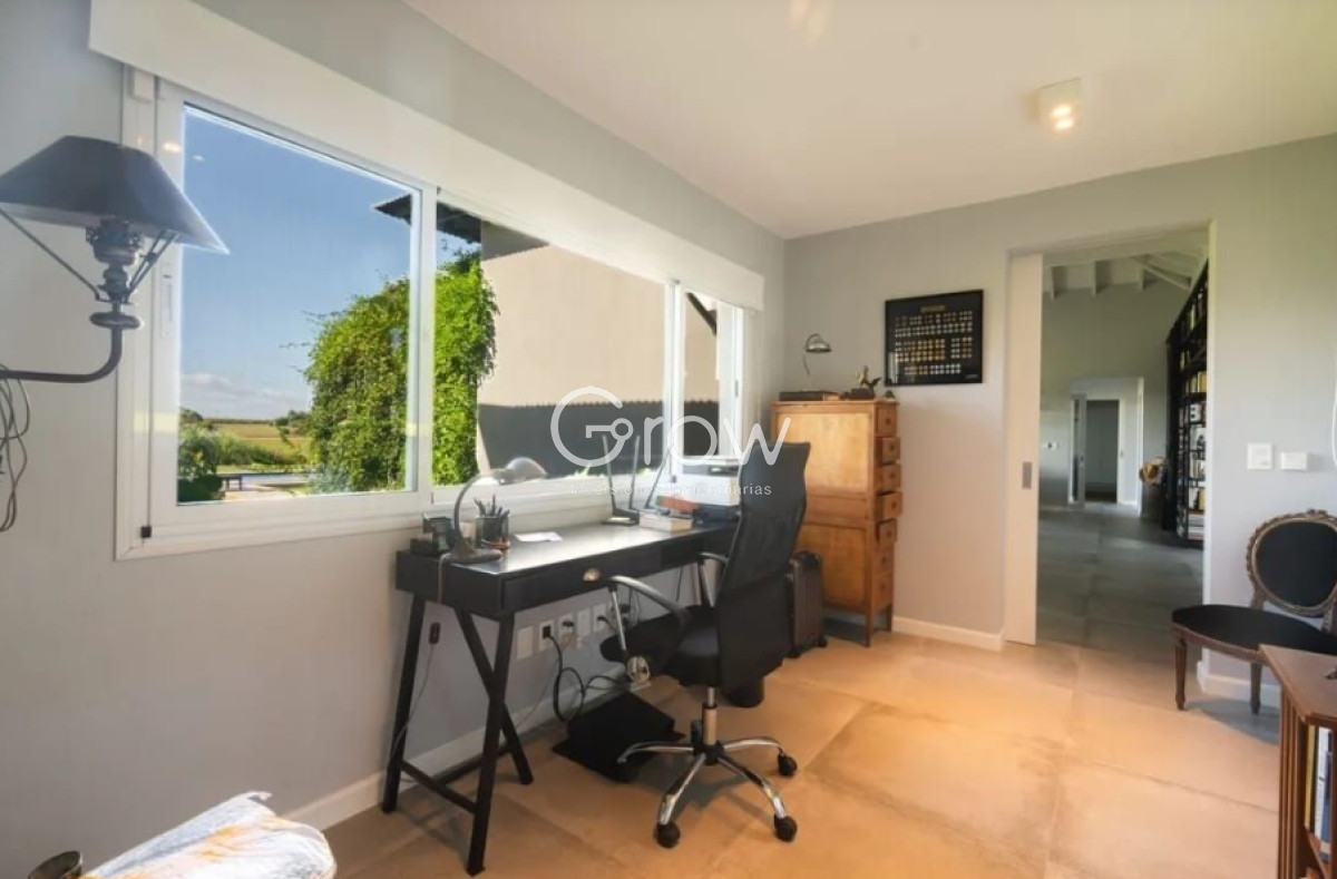 Casa ID.2696 - Casa en exclusivo barrio privado en Manantiales!