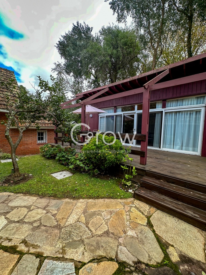 Casa ID.1491 - Hermosa casa a metros del mar en GOLF