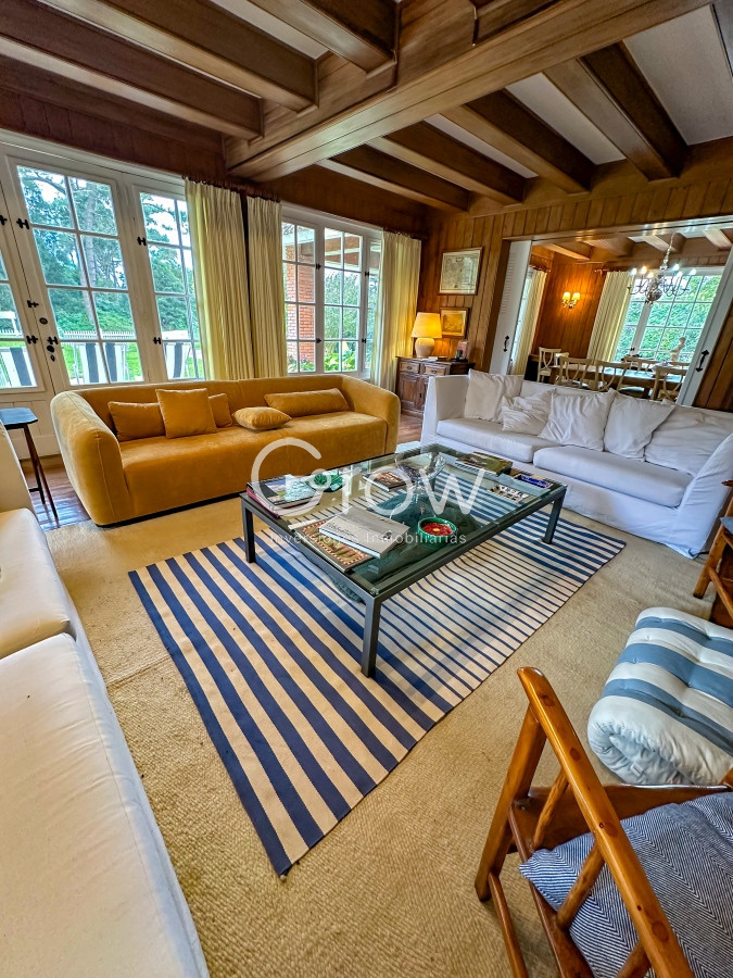 Casa ID.1491 - Hermosa casa a metros del mar en GOLF