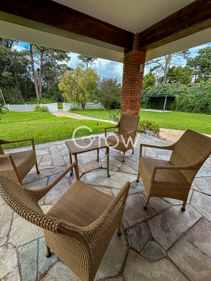 Casa ID.1491 - Hermosa casa a metros del mar en GOLF