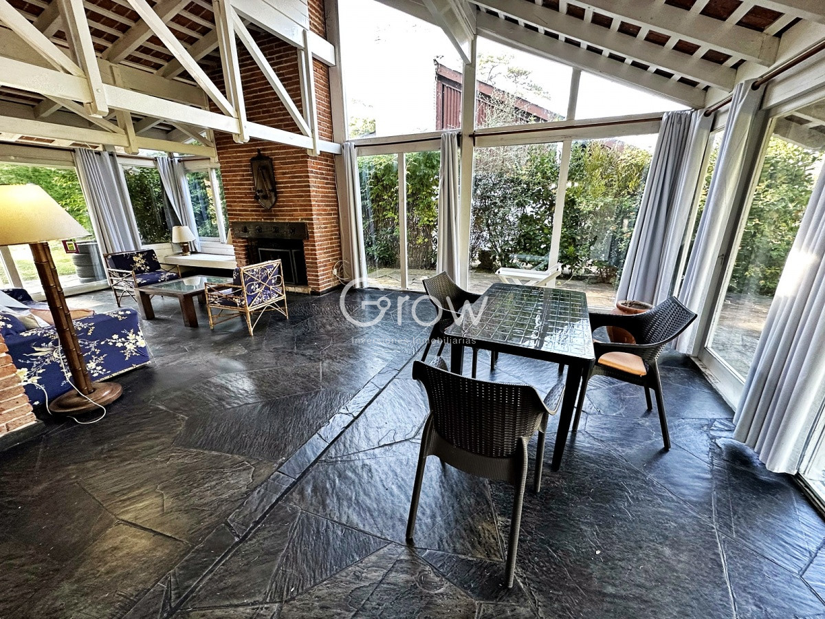 Casa ID.394 - Punta del Este cerca del Mar. 3 Dormitorios con 2 baños.