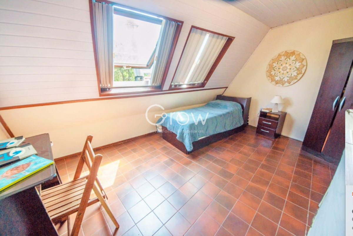 Casa ID.2895 - Encantadora Casa en Pinares a 600 Metros del Mar