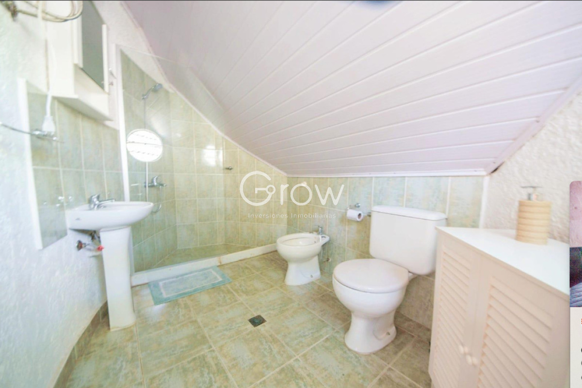 Casa ID.2895 - Encantadora Casa en Pinares a 600 Metros del Mar