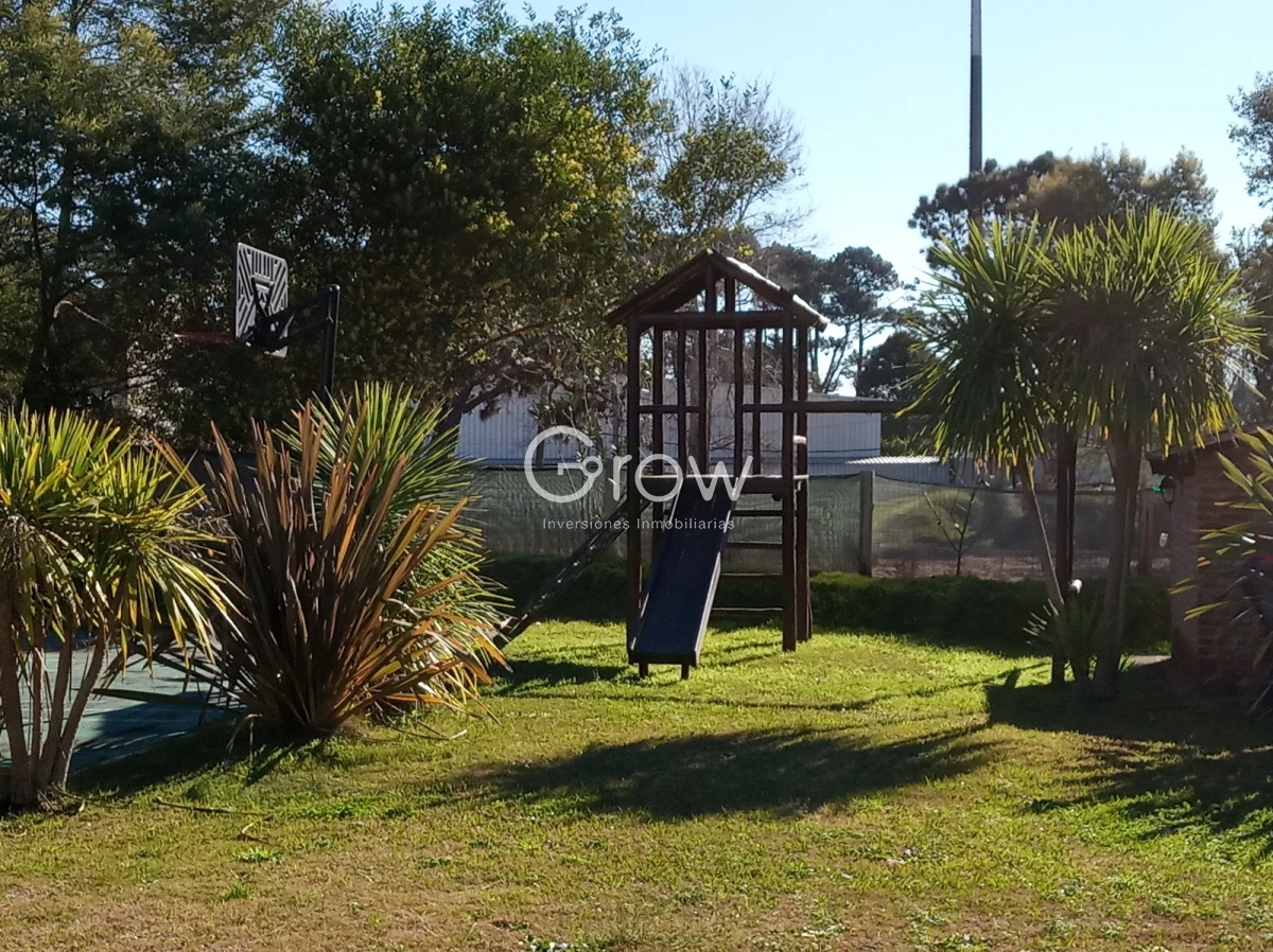 Casa ID.2876 - Hermosa casa en barrio Residencial de Punta del Este a pasos de todo!