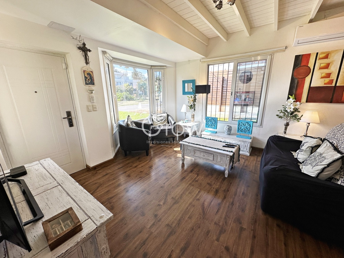 Casa ID.1093 - Solanas a pasos del mar