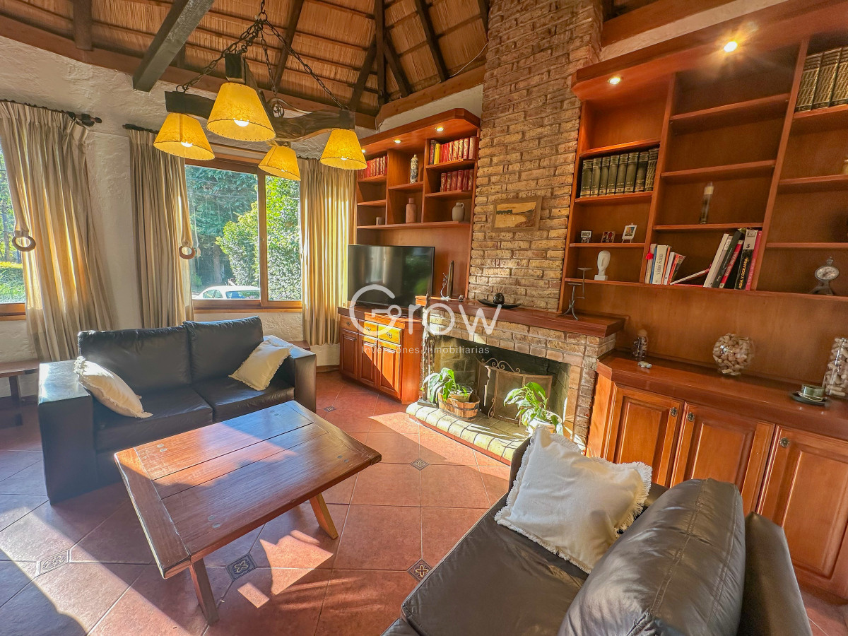 Casa ID.2203 - Casa en venta en Pinares para disfrutar todo el año