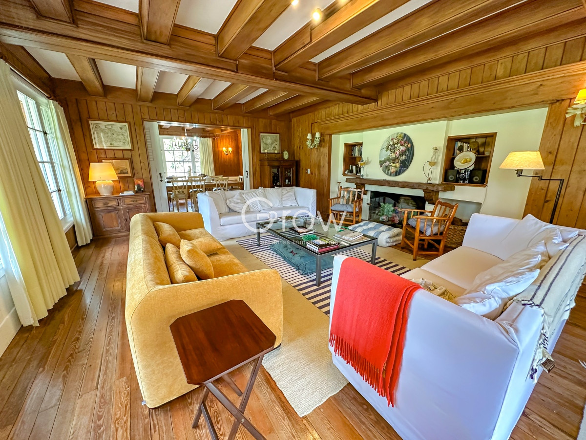 Casa ID.1491 - Hermosa casa a metros del mar en GOLF