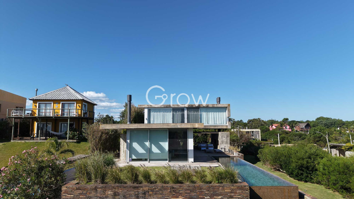 Casa ID.3397 - Hermosa casa frente al mar - Tio Tom