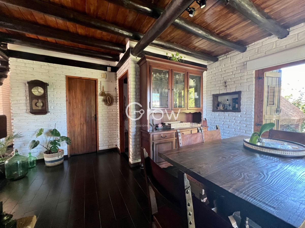 Casa ID.1121 - Hermosa casa en Pinares