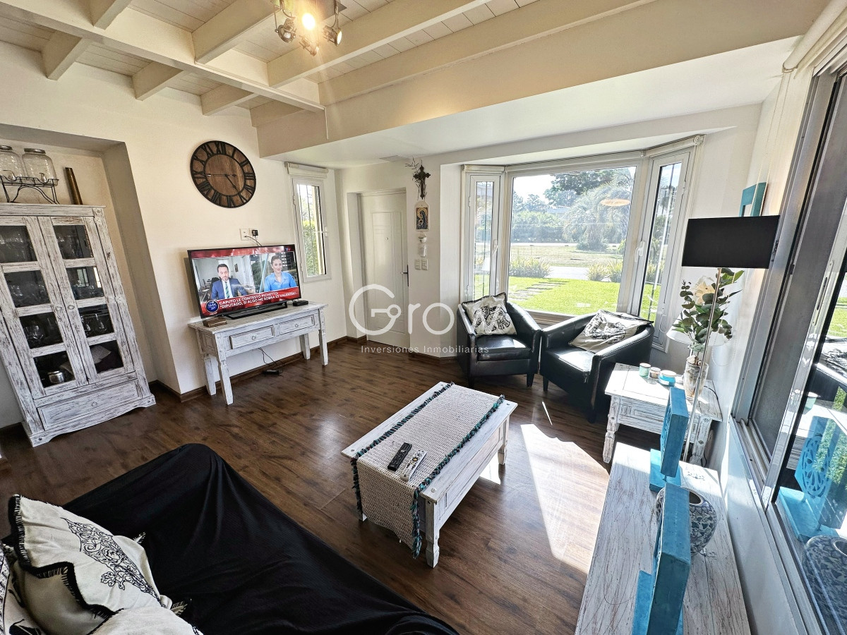 Casa ID.1093 - Solanas a pasos del mar