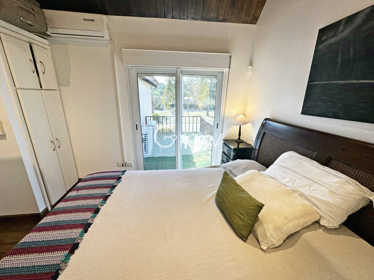 Casa ID.1093 - Solanas a pasos del mar