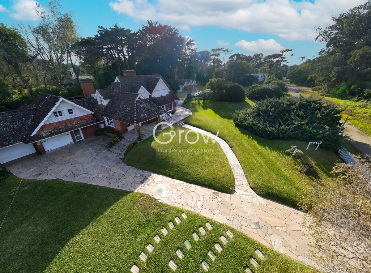 Casa ID.1491 - Hermosa casa a metros del mar en GOLF