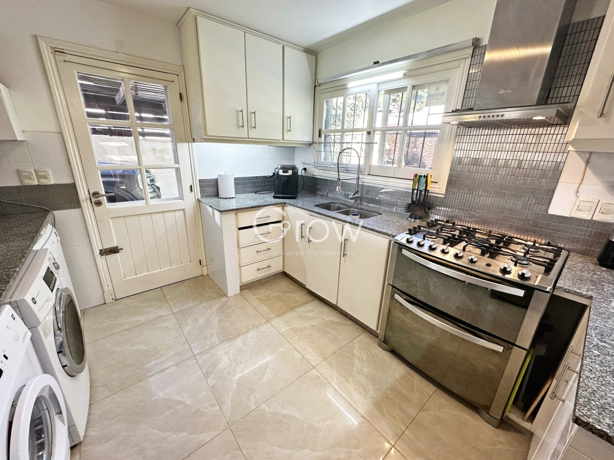 Casa ID.1093 - Solanas a pasos del mar