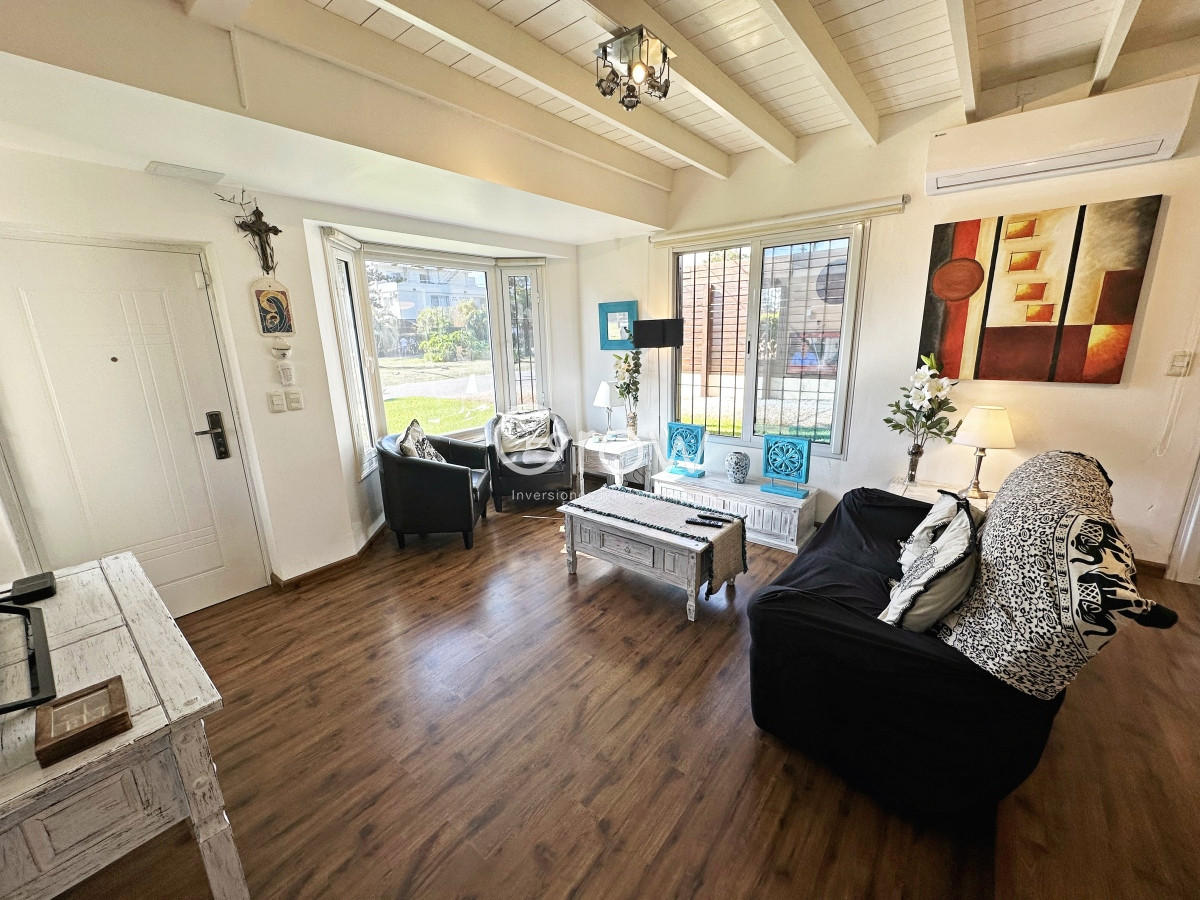 Casa ID.1093 - Solanas a pasos del mar