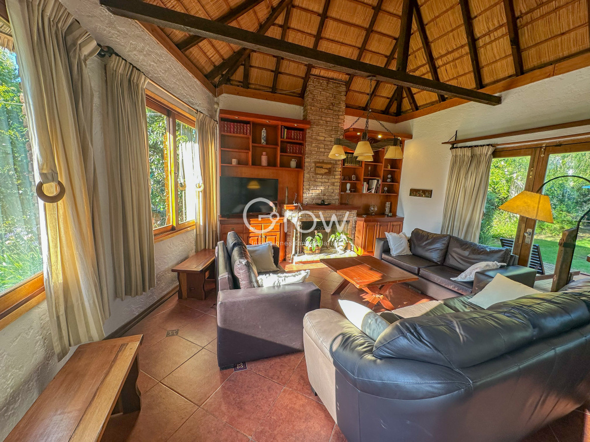 Casa ID.2203 - Casa en venta en Pinares para disfrutar todo el año