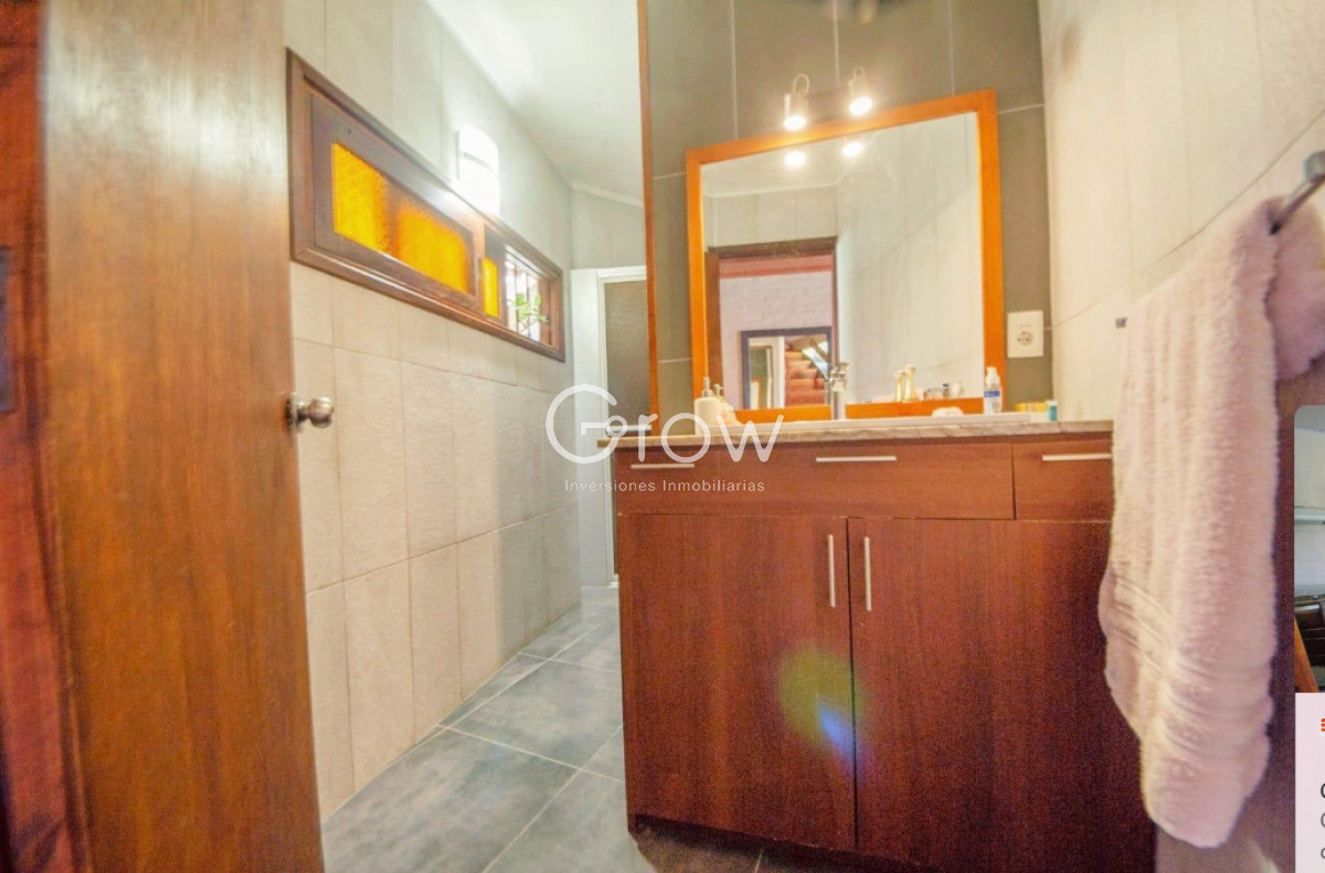 Casa ID.2895 - Encantadora Casa en Pinares a 600 Metros del Mar