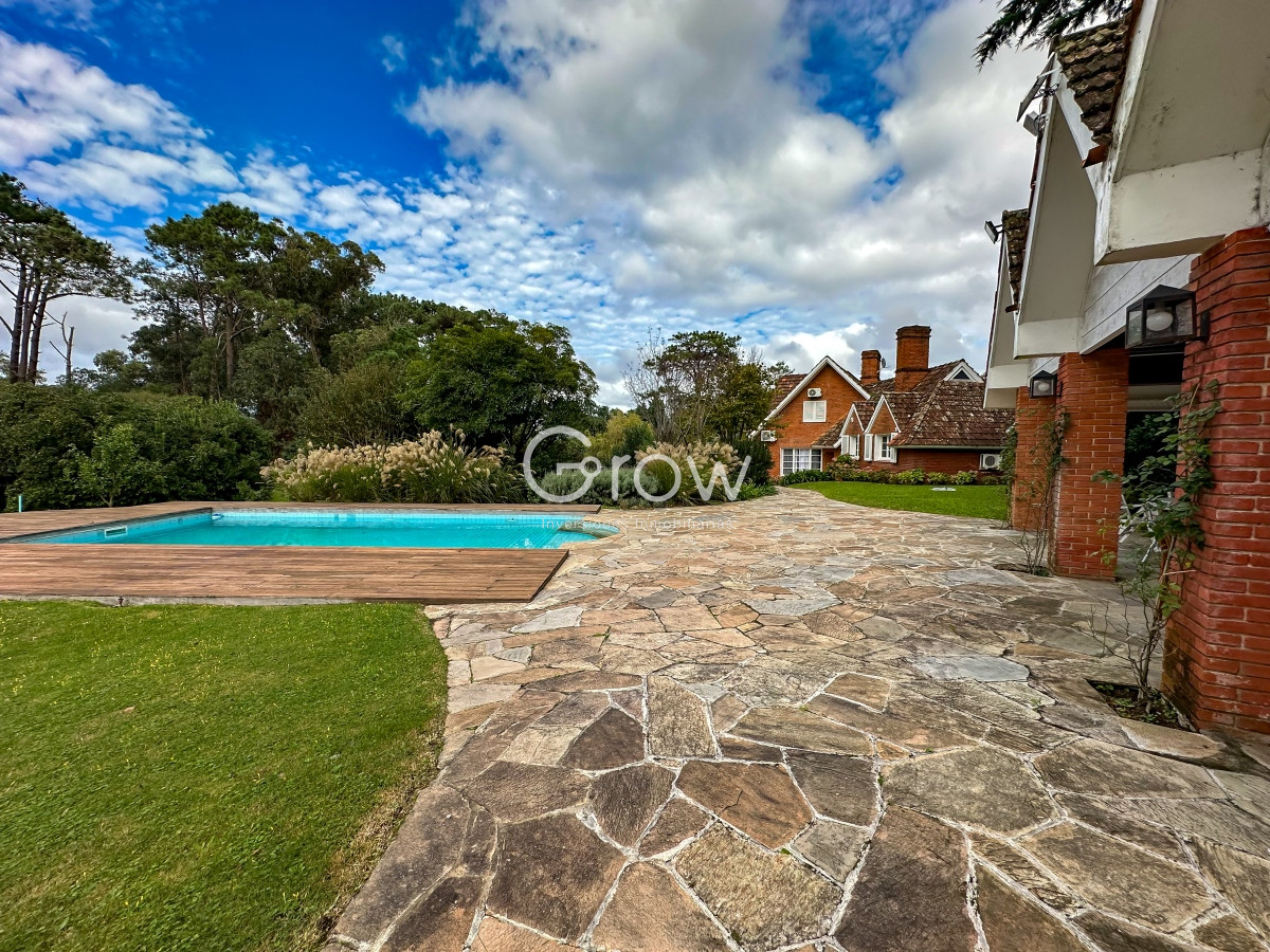 Casa ID.1491 - Hermosa casa a metros del mar en GOLF