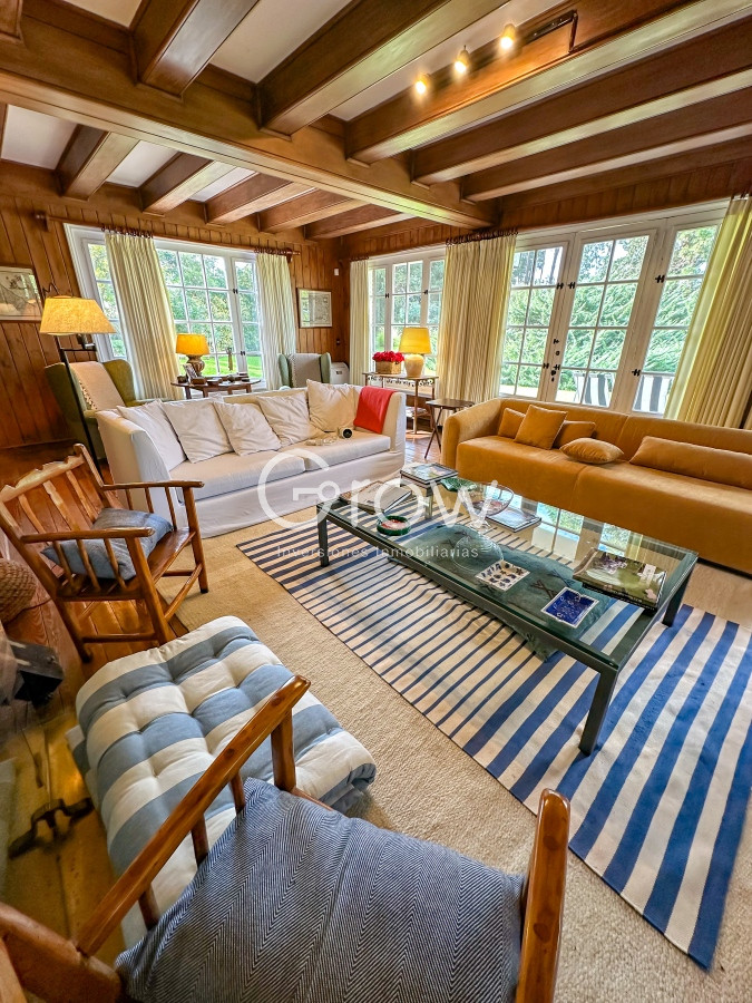 Casa ID.1491 - Hermosa casa a metros del mar en GOLF