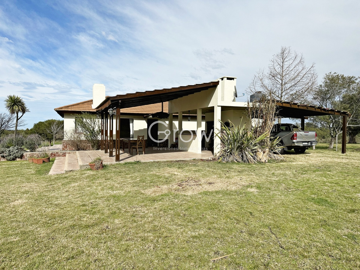 Campo Ref.567 - Olivar sobre la Ruta 8 de Minas