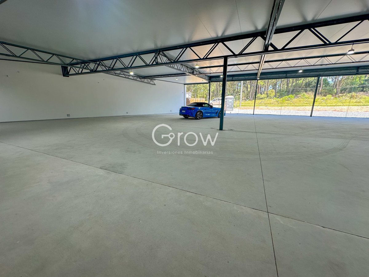 Local Comercial ID.1930 - A estrenar local en Av en Maldonado con 660 m2 de uso exclusivo