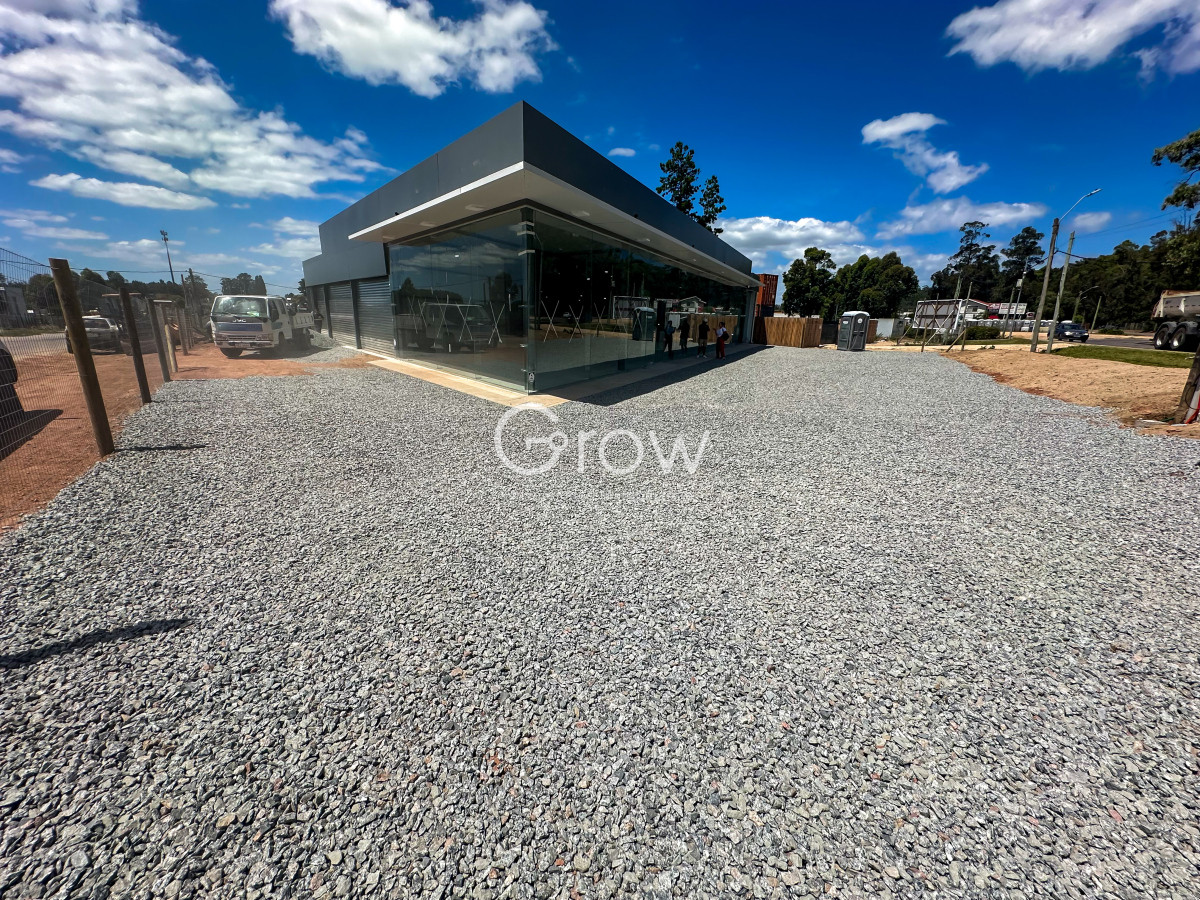 Local Comercial ID.1930 - A estrenar local en Av en Maldonado con 660 m2 de uso exclusivo