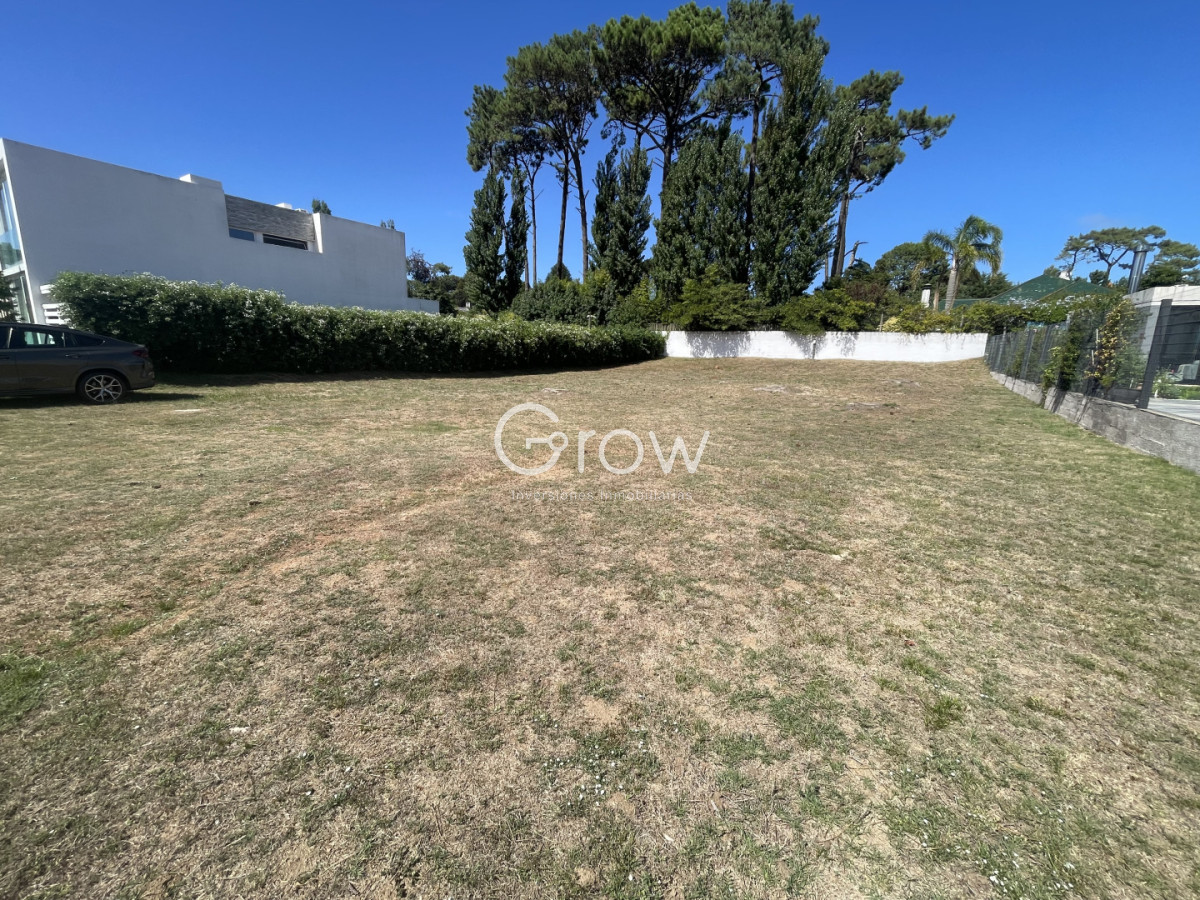 Terreno ID.2657 - Exclusivo lote en Boulevard Park