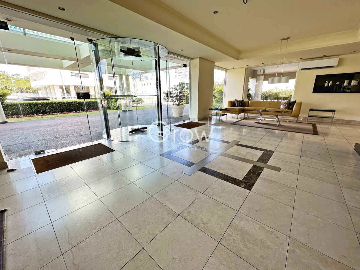 Apartamento ID.3274 - Departamento en alquiler sobre AV Roosevelt. 