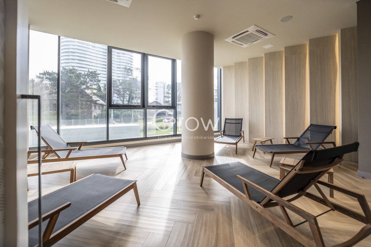 Apartamento ID.2327 - Venetian. Exclusivo apartamento frente al Mar en Playa Mansa!