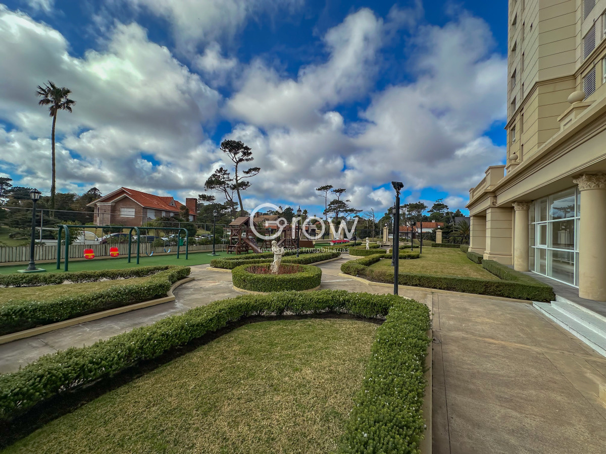 Apartamento ID.3017 - Exclusivo departamento en Torre de categoría en Playa Mansa!