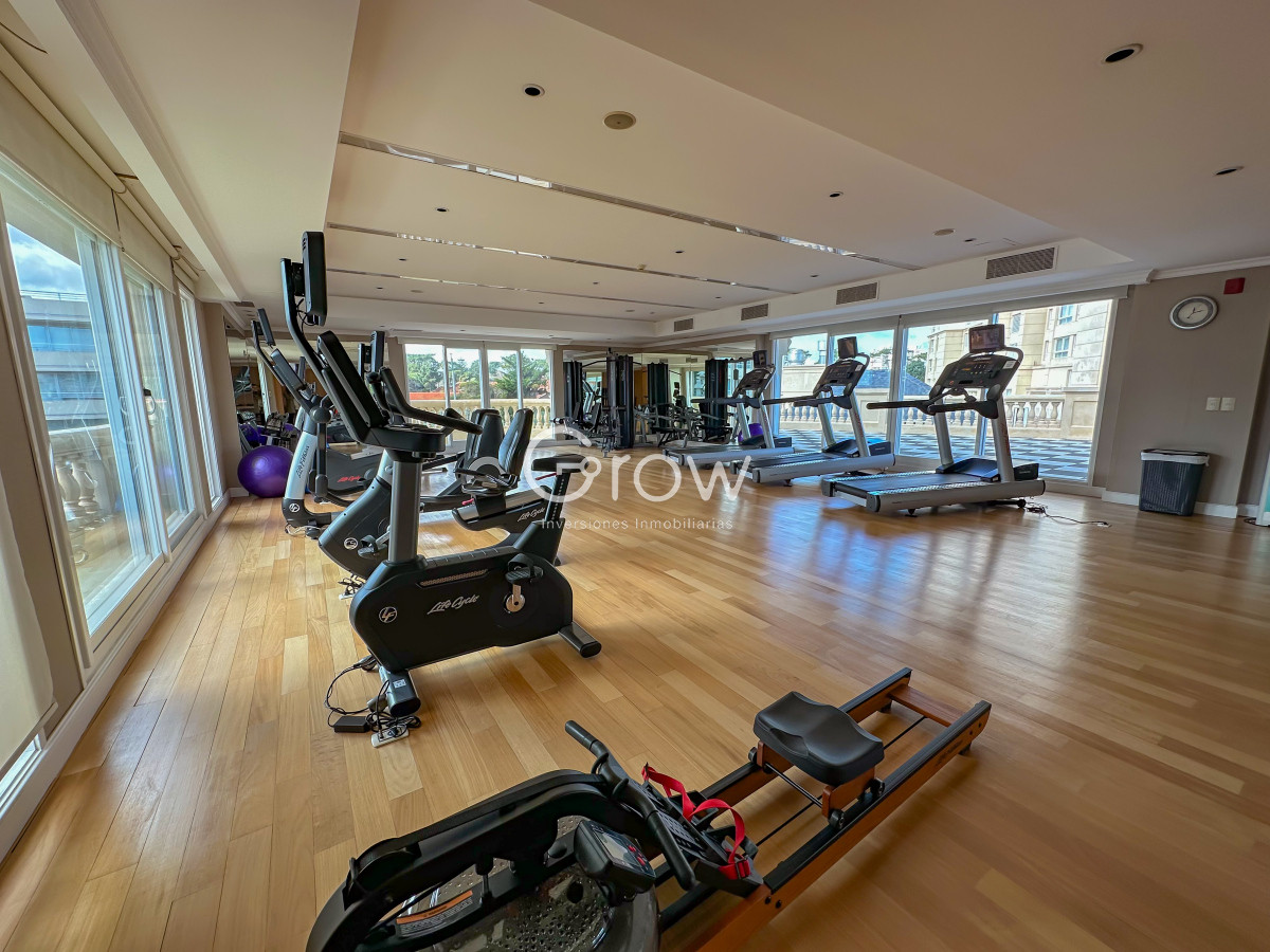 Apartamento ID.3017 - Exclusivo departamento en Torre de categoría en Playa Mansa!