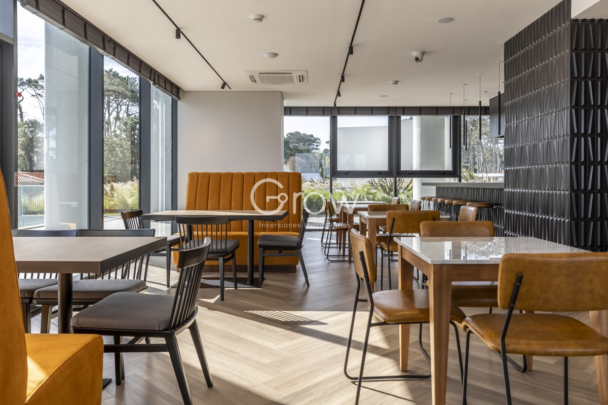 Apartamento ID.2327 - Venetian. Exclusivo apartamento frente al Mar en Playa Mansa!