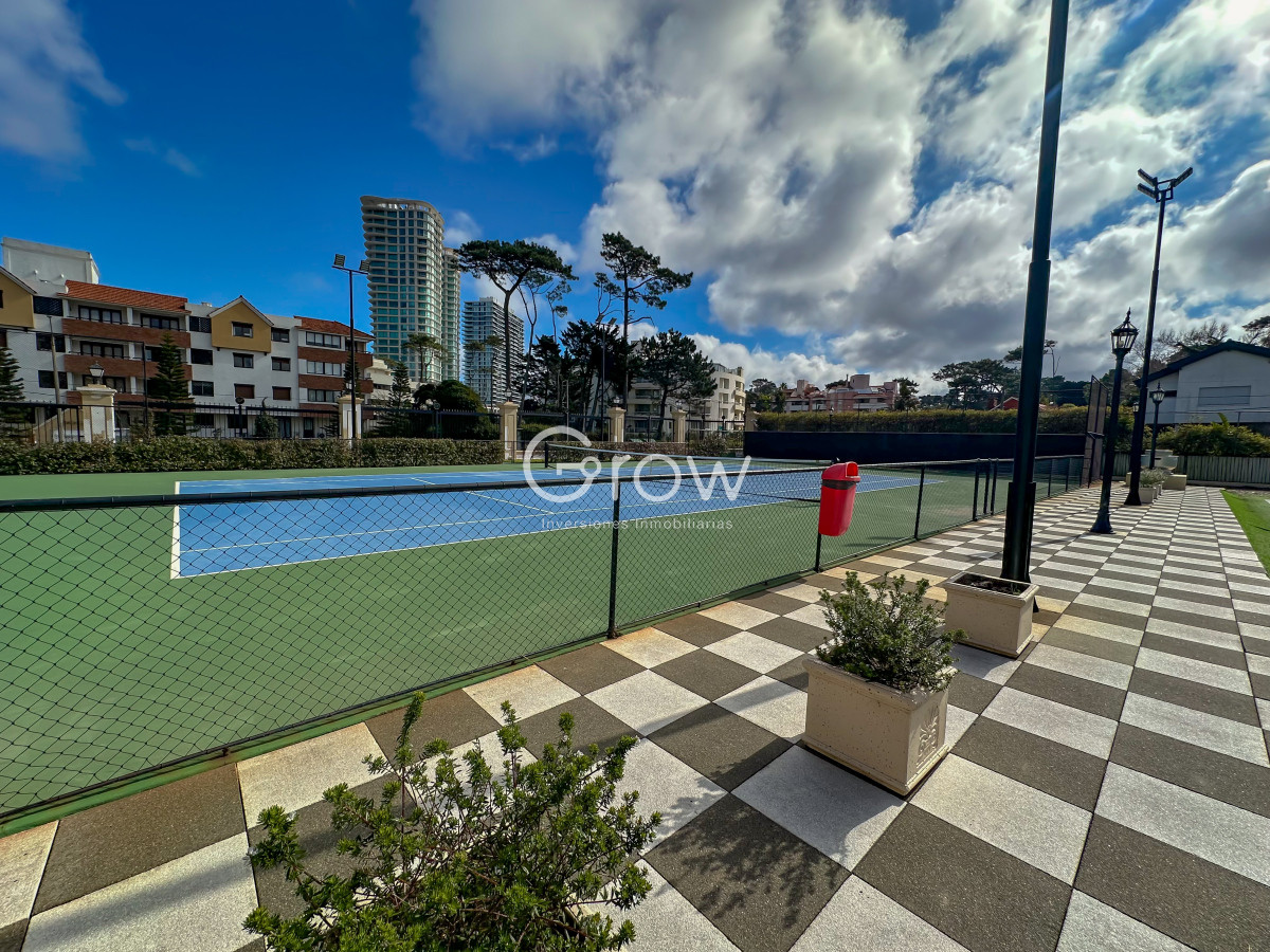 Apartamento ID.3017 - Exclusivo departamento en Torre de categoría en Playa Mansa!