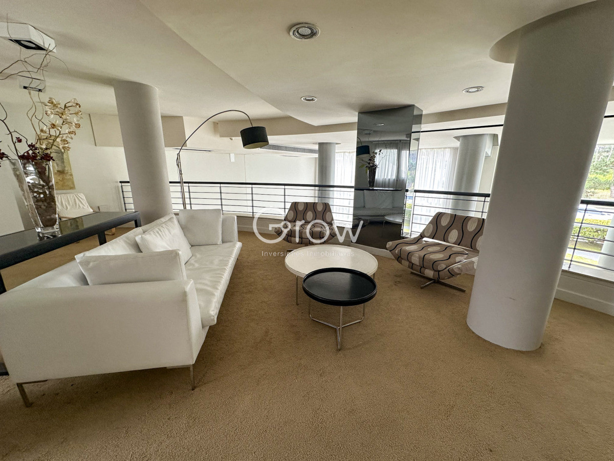 Apartamento ID.2939 - Ocean Drive, exclusivo departamento en venta.