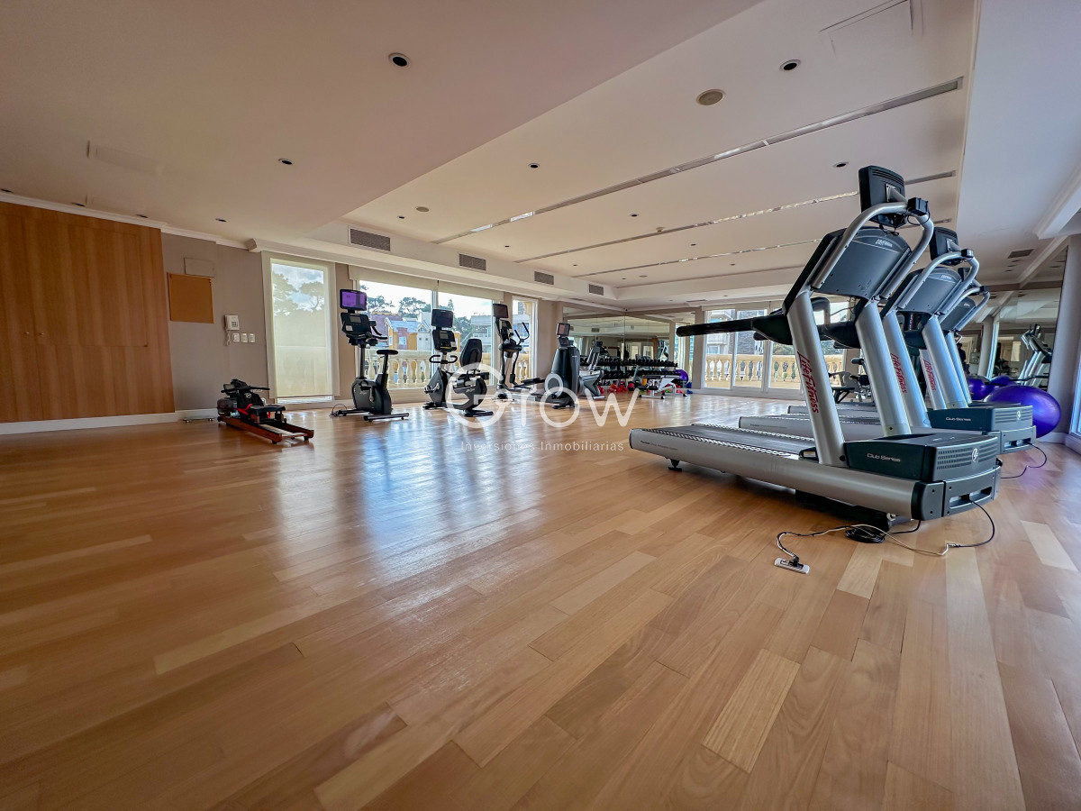 Apartamento ID.3017 - Exclusivo departamento en Torre de categoría en Playa Mansa!