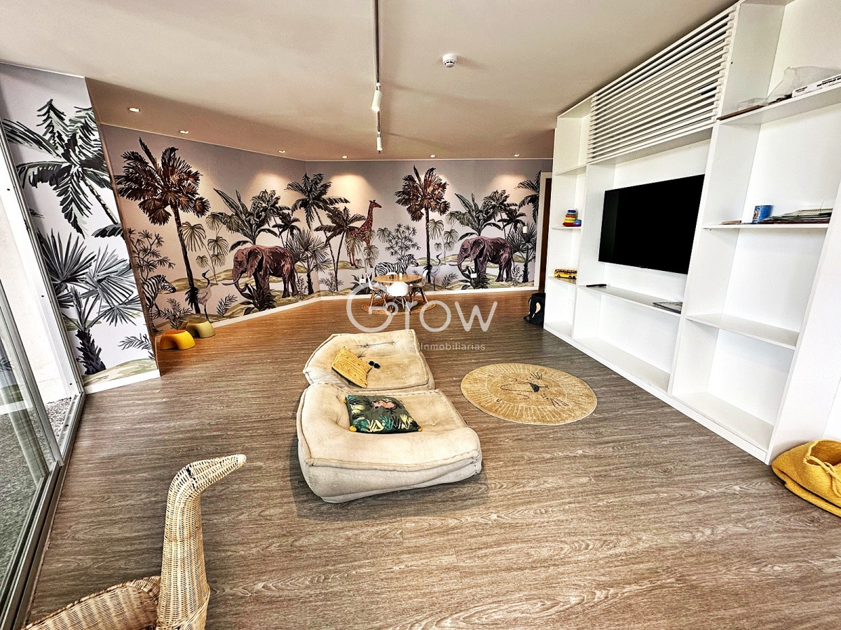 Apartamento ID.2612 - Piso alto en Av Roosevelt, alquiler de verano, Punta del Este!