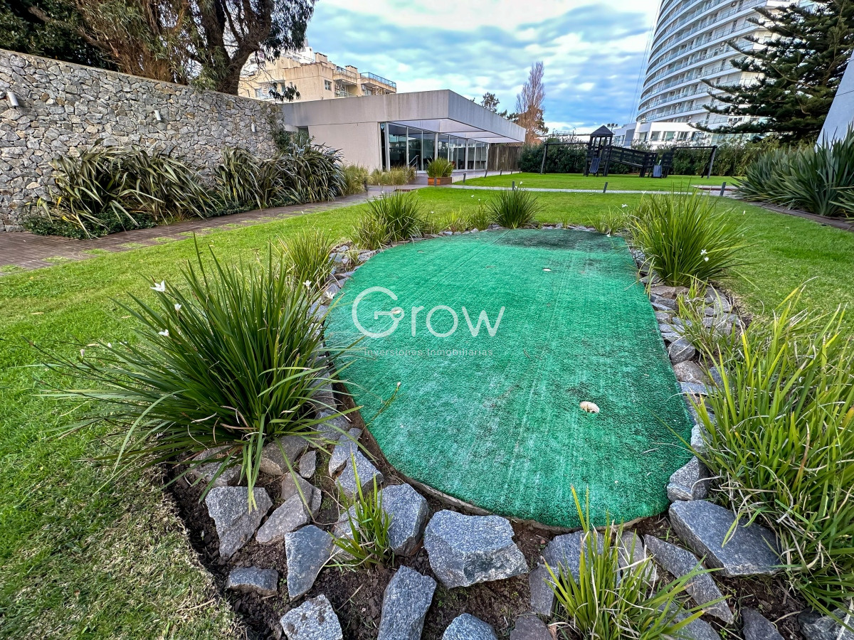 Apartamento ID.2828 - Exclusivo piso alto en Playa Mansa!