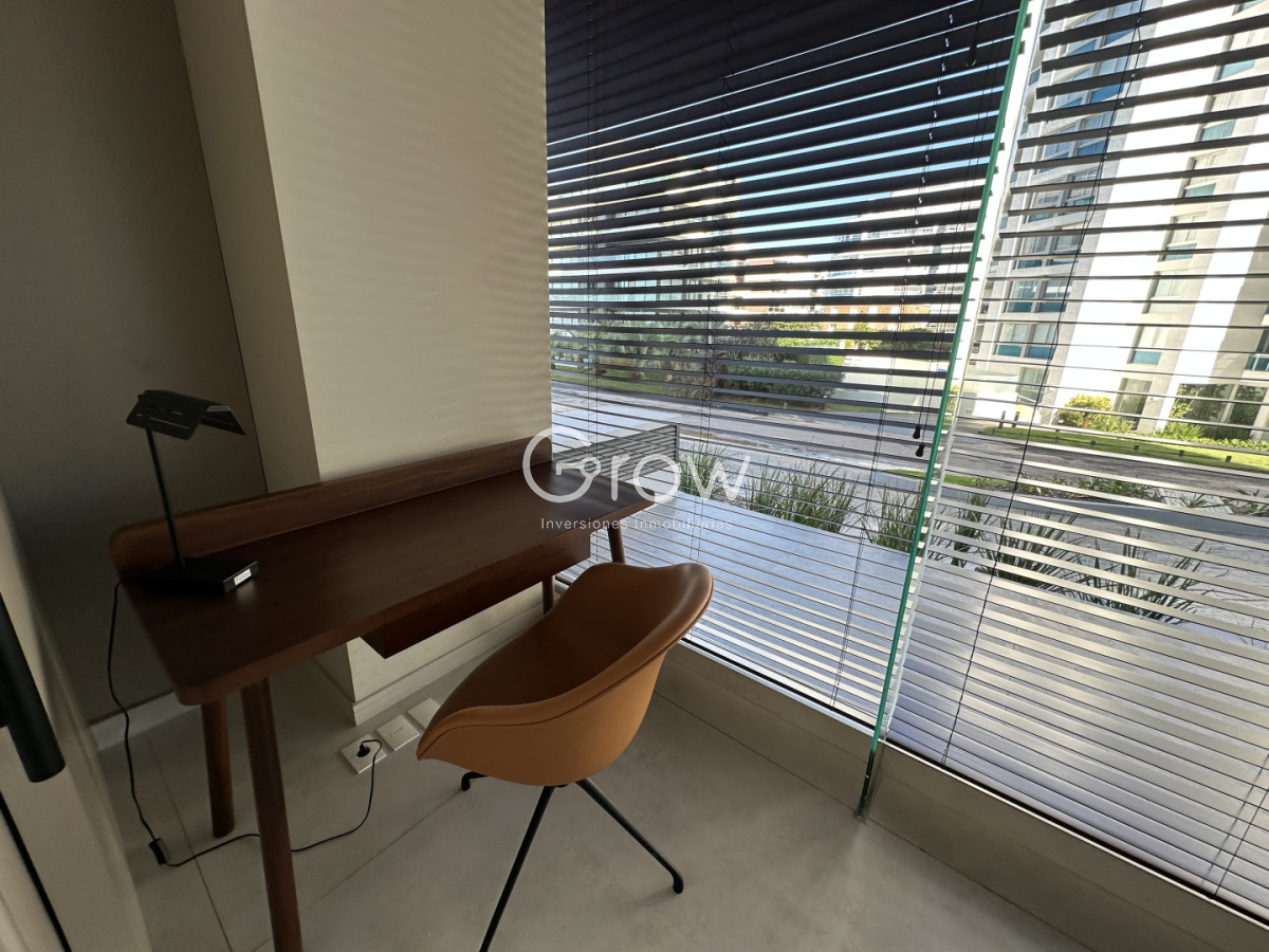 Apartamento ID.3733 - MANGLAR BRAVA. ESQUINERO CON GARAGE PARA DOS AUTOS.