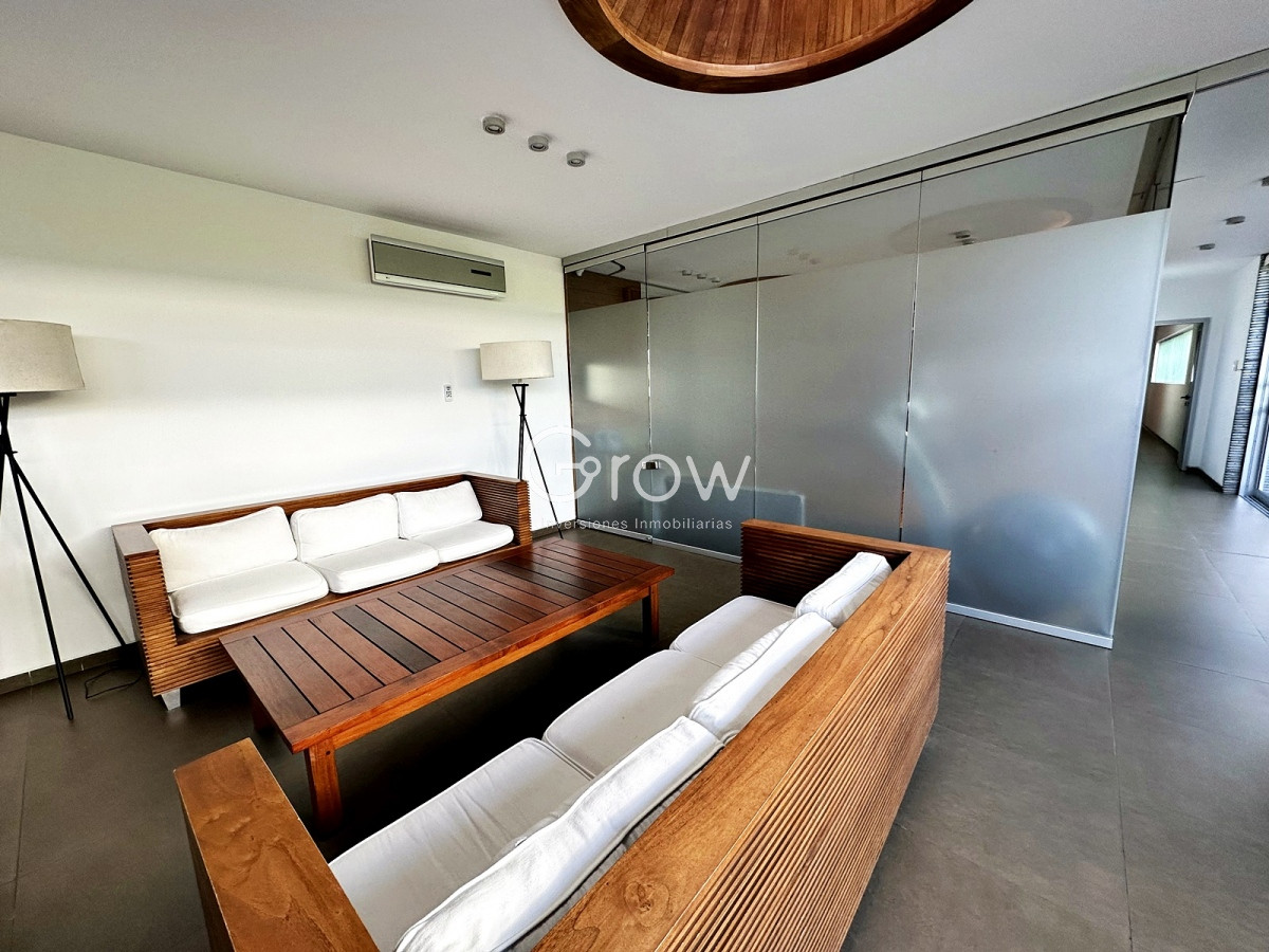 Apartamento ID.859 - Categoría en primera linea de Playa Brava