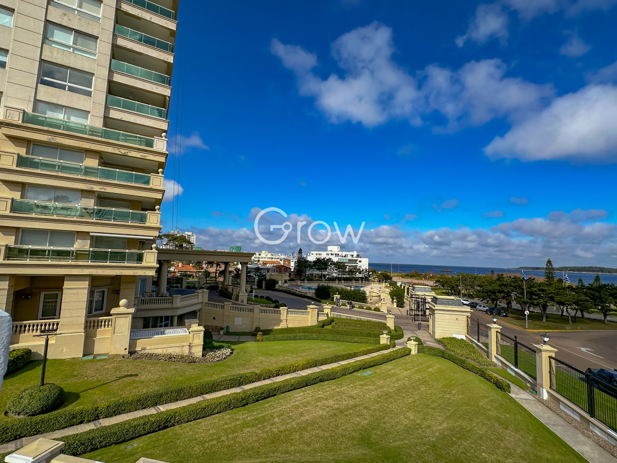 Apartamento ID.3017 - Exclusivo departamento en Torre de categoría en Playa Mansa!