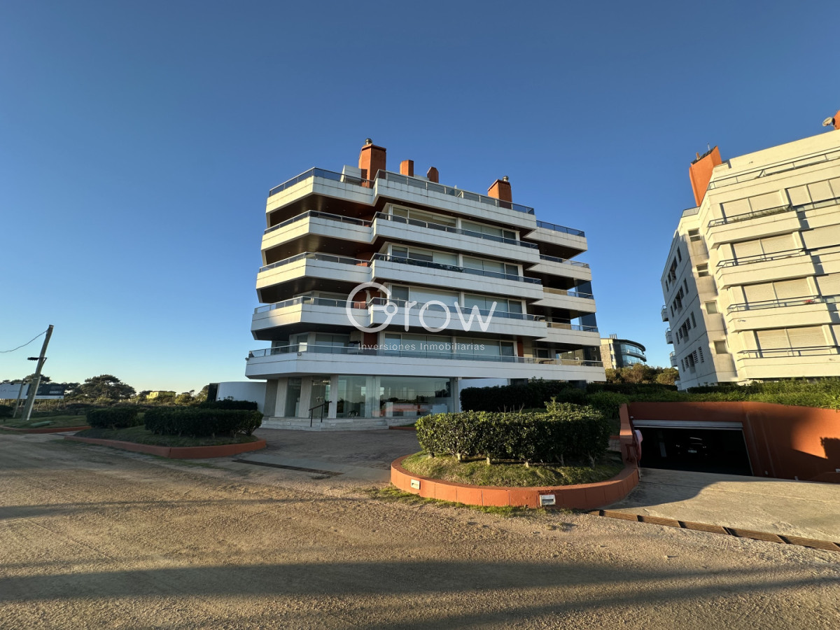 Apartamento ID.390 - Exclusivo penthouse en primera línea de Playa Brava