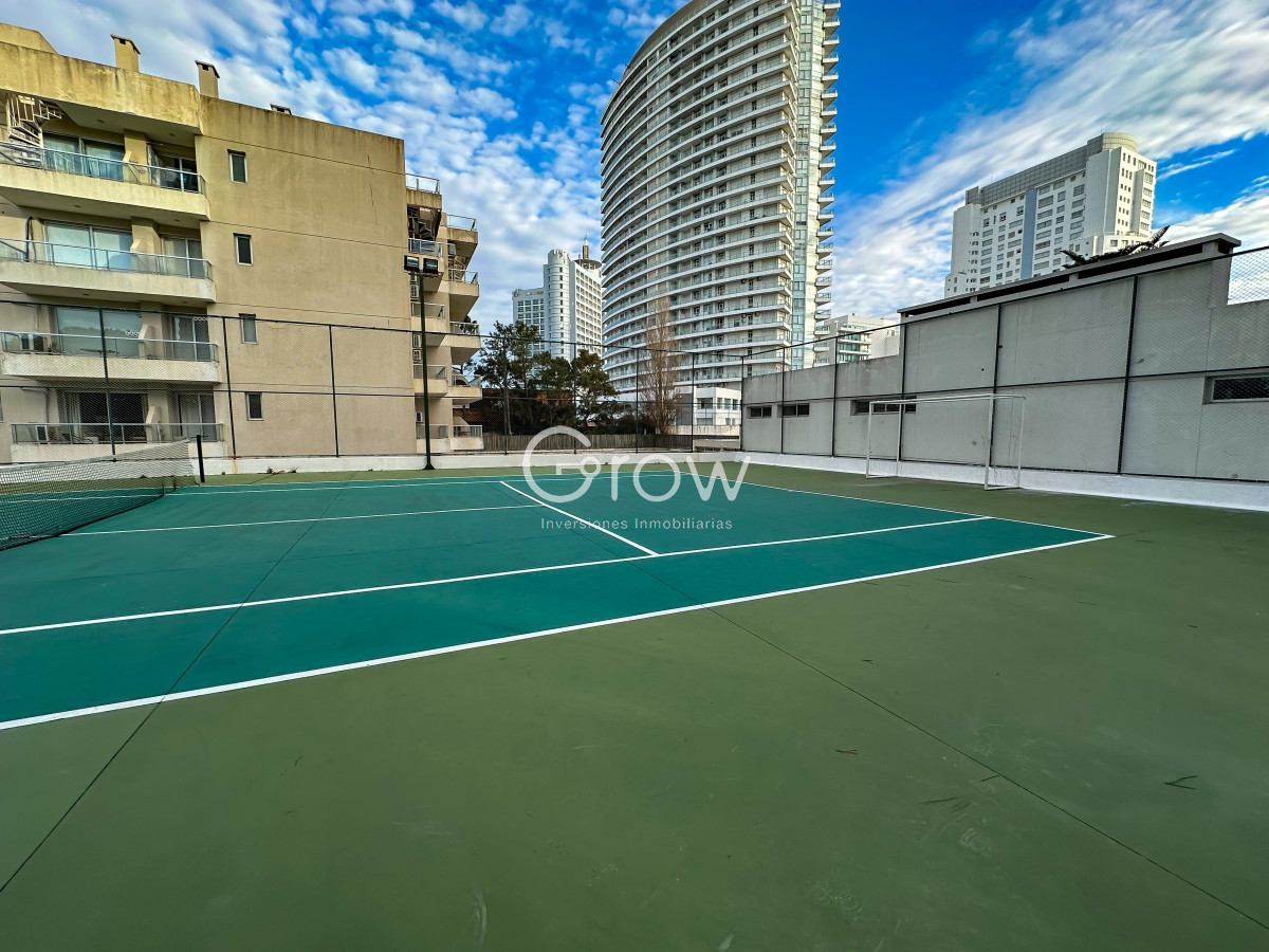 Apartamento ID.2828 - Exclusivo piso alto en Playa Mansa!