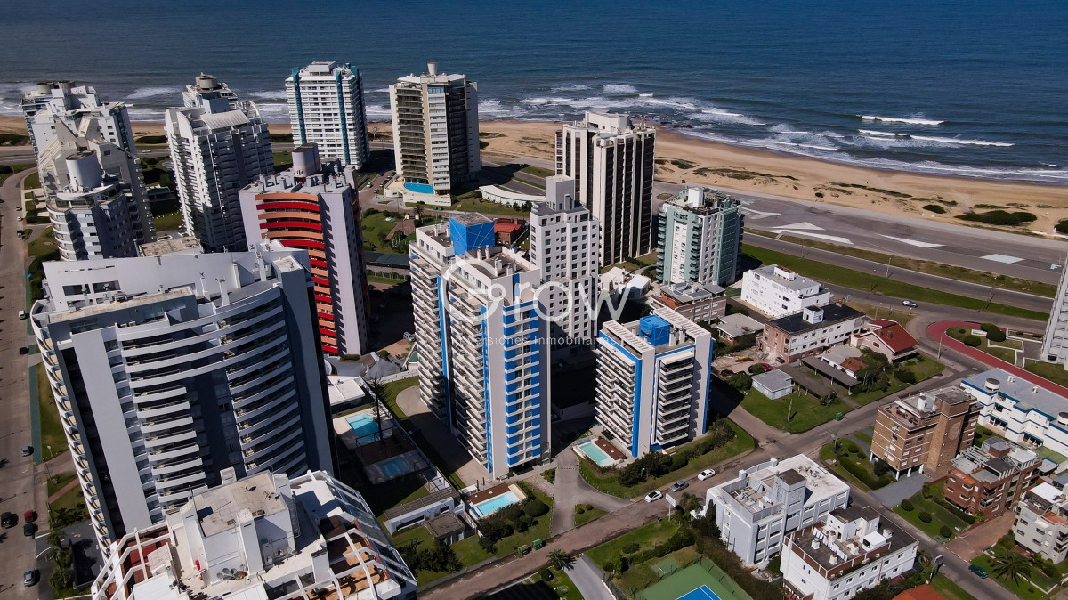 Apartamento ID.2039 - Apartamento en Arenas del Mar II, a pasos del Playa Brava!