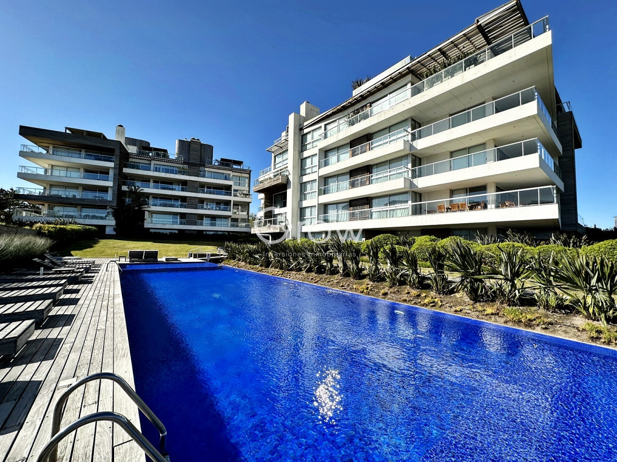 Apartamento ID.859 - Categoría en primera linea de Playa Brava