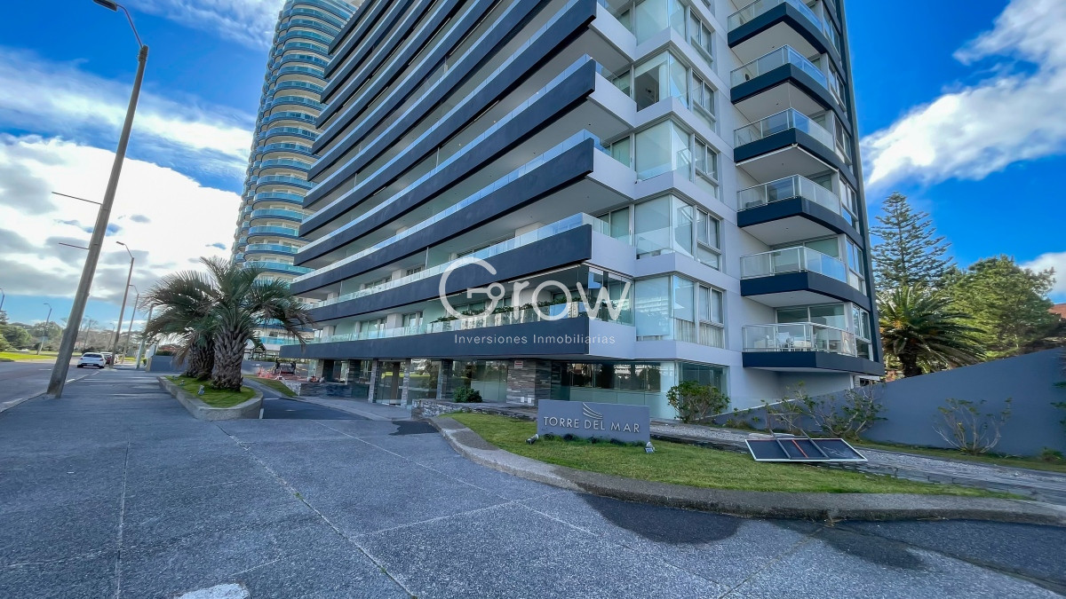 Apartamento ID.1785 - Departamento en zona mansa, 3 dormitorios U$S 269.000
