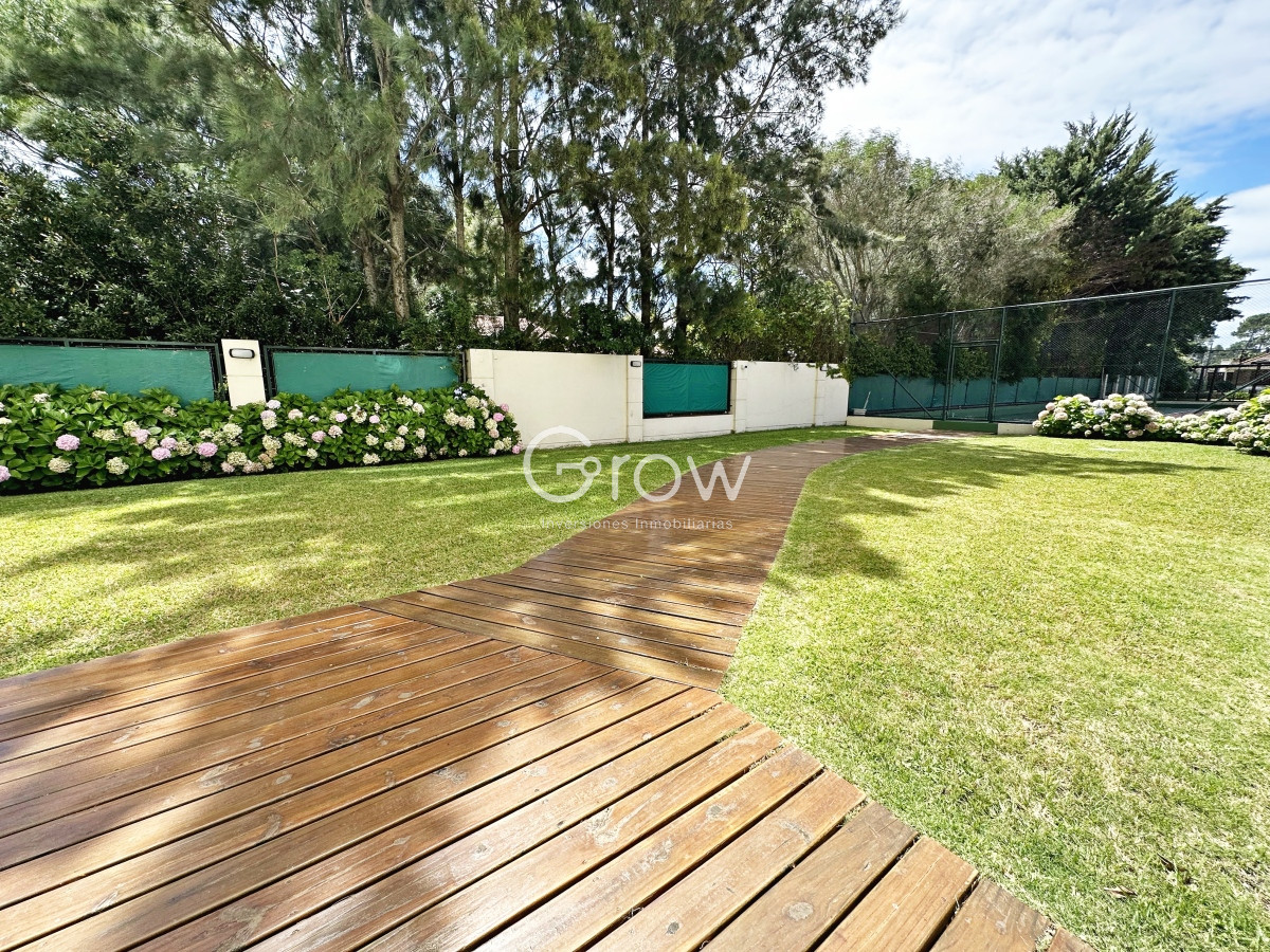 Apartamento ID.3274 - Departamento en alquiler sobre AV Roosevelt. 