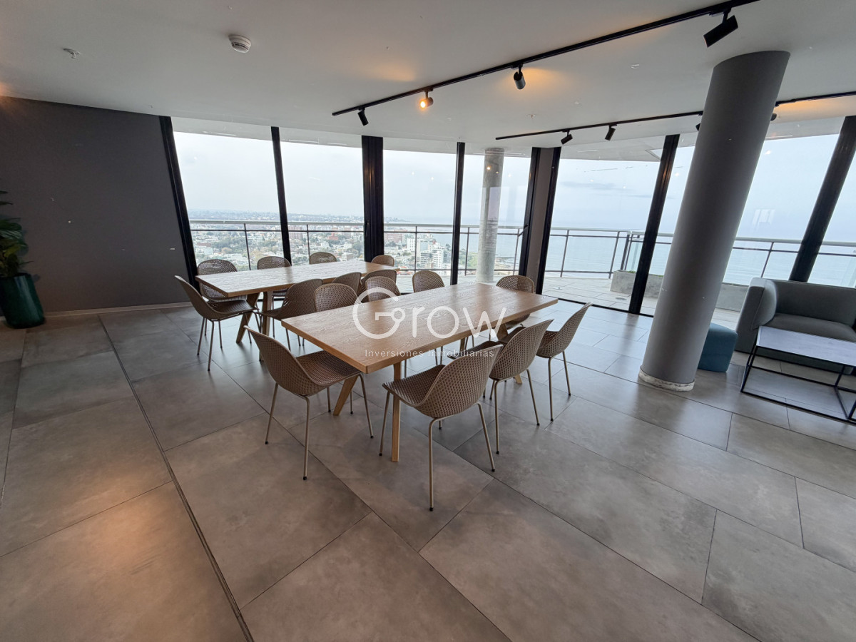 Apartamento ID.1766 - Alquiler anual en More Buceo piso alto!