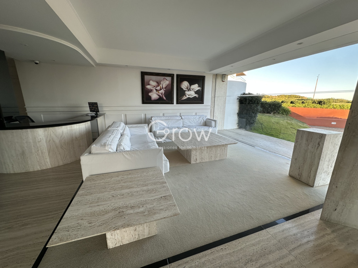 Apartamento ID.390 - Exclusivo penthouse en primera línea de Playa Brava