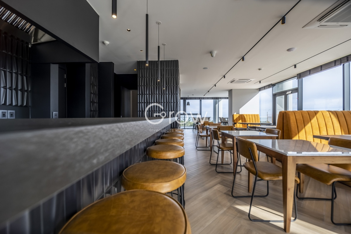 Apartamento ID.2327 - Venetian. Exclusivo apartamento frente al Mar en Playa Mansa!